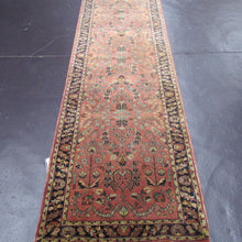 Load image into Gallery viewer, 2&#39;9 x 9&#39;8 Indo Sarouk #74918