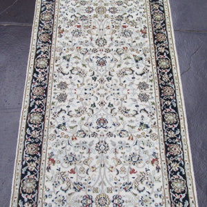 2'6 x 7'4 Indo Nain  Ivory/Blue  #75472