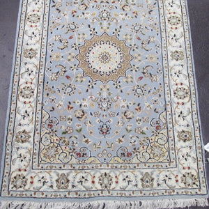 2'9 x 10'4 Indo Nain Light blue/Ivory #75528