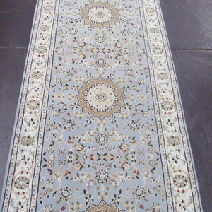 2'9 x 10'4 Indo Nain Light blue/Ivory #75528