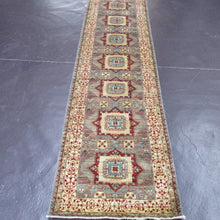 Load image into Gallery viewer, 2&#39;7 x 9&#39;9 Pakistani Aryana #75532