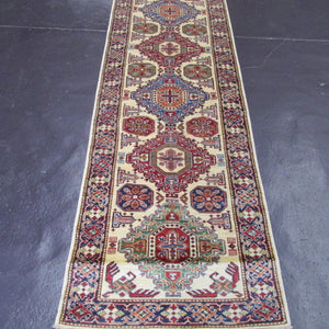 2'8 x 10'7 Pakistani Kazak #75542