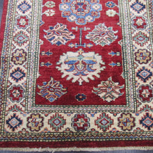 Load image into Gallery viewer, 2&#39;5 x 6&#39;11 Pakistani Kazak #75546