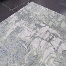 Load image into Gallery viewer, 8'1 x 9'11 Indo Modern #75677