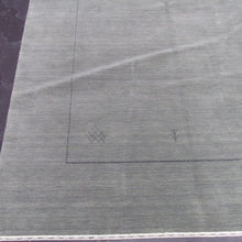Load image into Gallery viewer, 9'9 x 13'9 Indo Gabbeh #75715