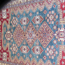 Load image into Gallery viewer, 4'10 x 6'10 Pakistani Kazak #75753