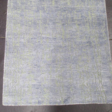 Load image into Gallery viewer, 2'6 x 6 Indo Modern #75777
