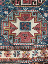 Load image into Gallery viewer, 9x12 Traditional Rug #75131 | Timeless Design by Roys Rugs