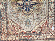 Load image into Gallery viewer, 9x12 Traditional Rug | Classic Style by Roys Rugs