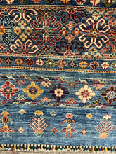 Load image into Gallery viewer, 10x14 Traditional Rug #75149 | Elegant Style | Roy’s Rugs