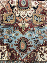 Load image into Gallery viewer, 10x14 Traditional Rug | Timeless Design by Roy’s Rugs