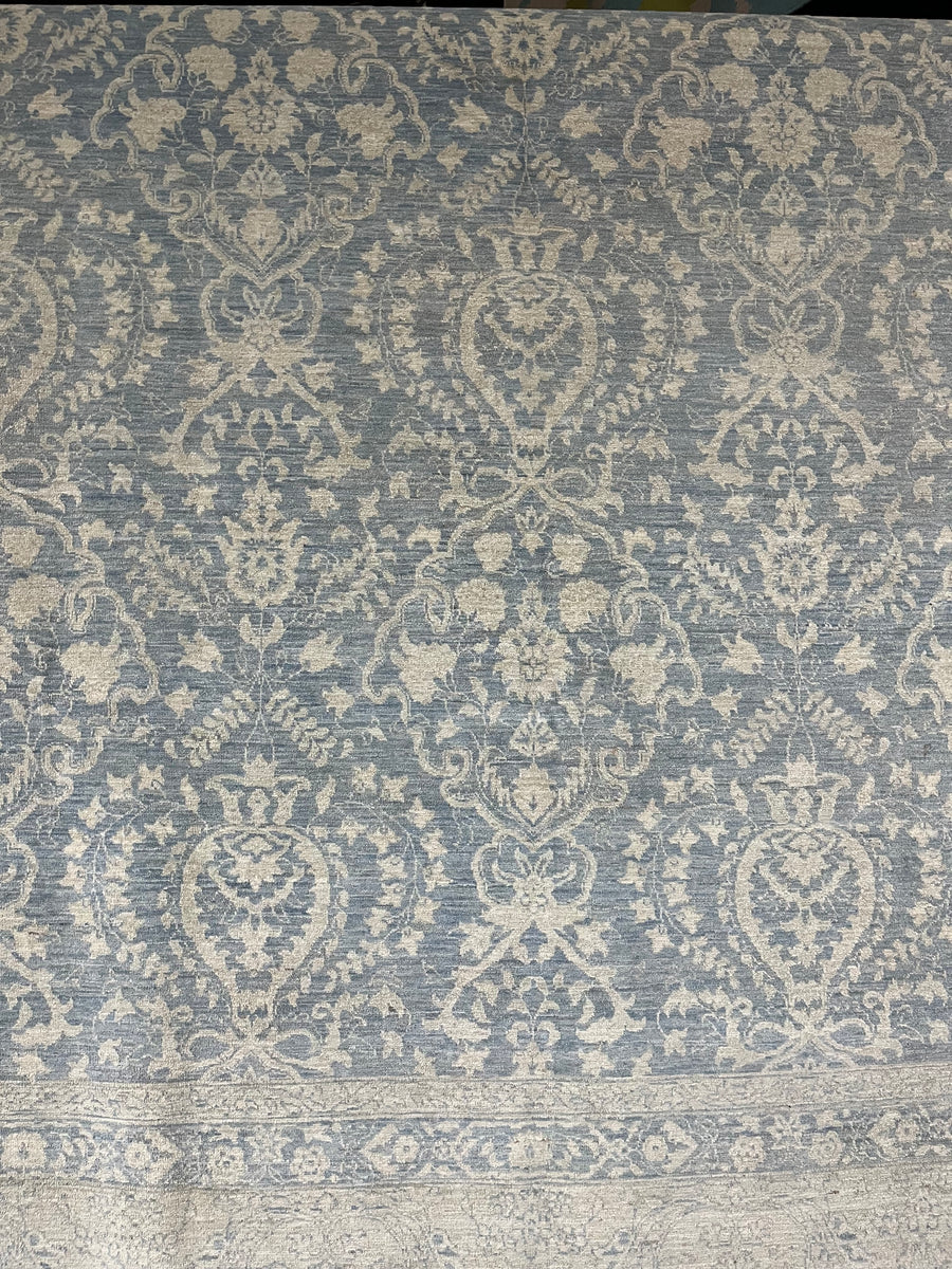 10x14 Traditional Rug – Handcrafted Elegance | Roy’s Rugs – Roys Rugs