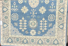 Load image into Gallery viewer, 9x12 Traditional Rug | Classic Beauty by Roy&#39;s Rugs