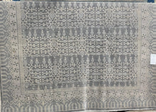 Load image into Gallery viewer, 9x12 Traditional Rug for Classic Interiors | Roy&#39;s Rugs