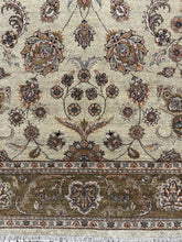 Load image into Gallery viewer, 9x12 Traditional Rug | Timeless Craft by Roy’s Rugs