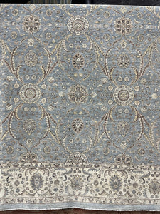 9 x 12 Traditional Rug | Classic Elegance by Roy’s Rugs