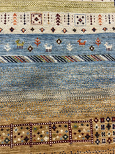 Load image into Gallery viewer, 9x12 Traditional Rug | Classic Elegance at Roy&#39;s Rugs