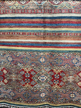 Load image into Gallery viewer, 8x10 Traditional Rugs | Shop Timeless Styles at Roy&#39;s Rugs