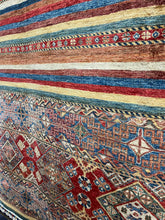 Load image into Gallery viewer, 8x10 Traditional Rugs | Shop Timeless Styles at Roy&#39;s Rugs