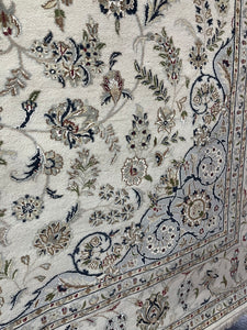 Shop 8x10 Traditional Rugs | Roy's Rugs