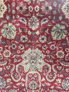 8x11 Traditional Rug – Classic Patterns & Style | Roys Rugs