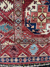 Load image into Gallery viewer, 8x10 Traditional Rug – Timeless Design for Your Home | Roys Rugs