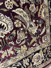 Load image into Gallery viewer, 8x10 Traditional Rug – Classic Style &amp; Quality | Roys Rugs