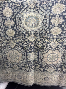 8x10 Traditional Rug with Classic Patterns – Roys Rugs