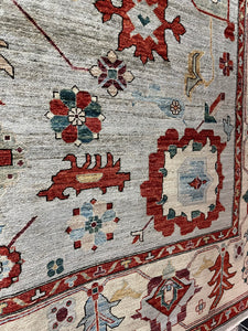 8x10 Traditional Rug with Elegant Design – Roys Rugs