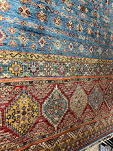 Load image into Gallery viewer, 8x10 Traditional Rug in Classic Styles – Shop Now at Roys Rugs