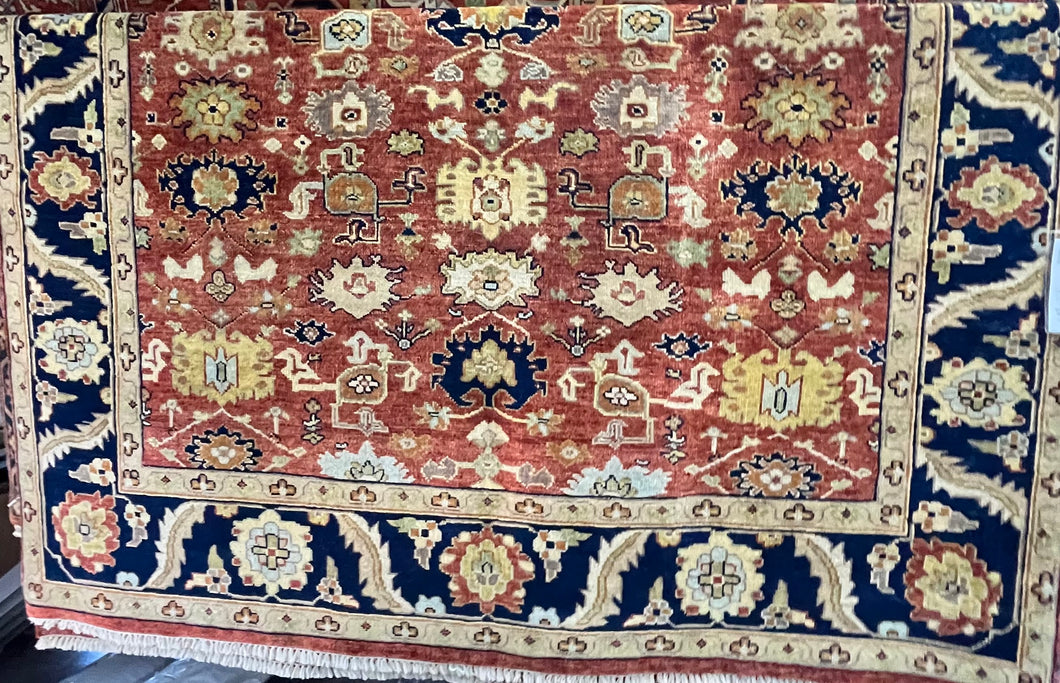 8x10 Traditional Rug for Classic Interiors – Roys Rugs
