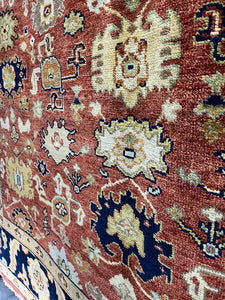 8x10 Traditional Rug for Classic Interiors – Roys Rugs