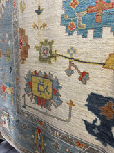 Load image into Gallery viewer, 8x10 Traditional Rugs for Timeless Decor – Available at Roys Rugs