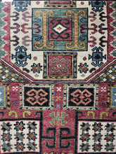 Load image into Gallery viewer, 8x10 Traditional Rugs – Classic Elegance | Roys Rugs