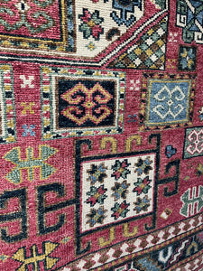 8x10 Traditional Rugs – Classic Elegance | Roys Rugs