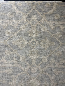 8x10 Traditional Rugs for Timeless Style | Roys Rugs