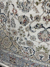 Load image into Gallery viewer, 6x9 Traditional Rug | Timeless Style for Home – Roys Rugs