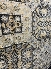 Load image into Gallery viewer, 6x9 Traditional Rug Classic Design for Home | Roys Rugs