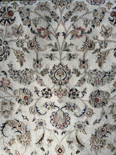 Load image into Gallery viewer, Explore 6x9 Traditional Rugs with Classic Designs | Roys Rugs
