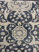 Load image into Gallery viewer, Best 6 x 9 Traditional Rugs – Timeless Quality | Roys Rugs