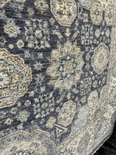 Load image into Gallery viewer, 6x9 Traditional Rugs  – Quality Guaranteed | Roys Rugs