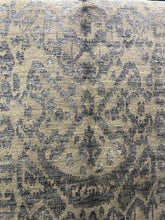 Load image into Gallery viewer, 6x9 Traditional Rugs – Classic Style at Roy&#39;s Rugs