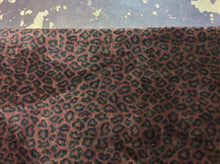Load image into Gallery viewer, Contemporary 8 x 10 Red Discount Rug #50671