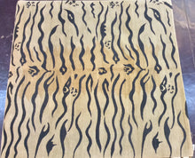 Load image into Gallery viewer, Contemporary 10 x 10 Gold Discount Rug #51145
