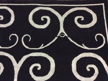 Load image into Gallery viewer, Contemporary 6 x 9 Black Discount Rug #70755