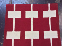 Load image into Gallery viewer, 4x6 Red Contemporary Rug #67629 from India | Roys Rugs