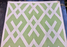 Load image into Gallery viewer, 4x6 Green Kilim Rug #67665 – Handcrafted in India | Roys Rugs