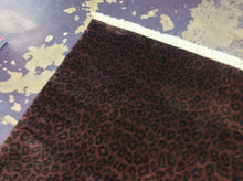Load image into Gallery viewer, Contemporary 8 x 10 Red Discount Rug #50671