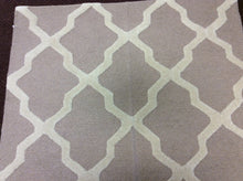 Load image into Gallery viewer, 4x6 Beige Contemporary Rug #67663 from India | Roys Rugs